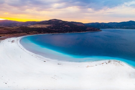 Pamukkale & Salda Lake Day Trip