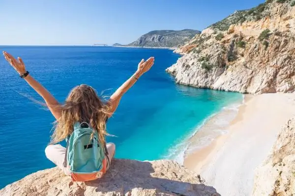 Discover the Kemer to Kaş, Kalkan & Kaputaş Beach Tour: stunning beaches, breathtaking views, and delicious lunch. Includes transfer, expert guide & insurance.