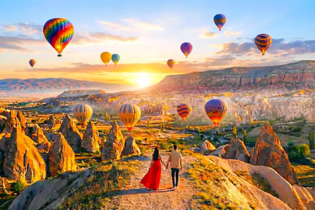 Cappadocia 2-day trip! Discover fairy chimneys, underground cities, Paşabağ Valley. All-inclusive tour with hotel & guide/transfer.