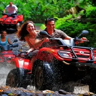 ¡Reserve su excursión Alanya Quad Safari! Disfrute de una excursión de 2 horas en quad por los Montes Tauro. Aventura todoterreno y excursión llena de adrenalina. Traslado incluido, no se necesita licencia.